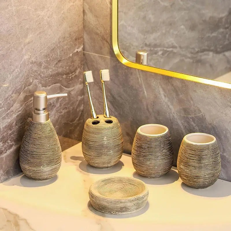 Set pour salle de bain, 4Pcs en céramique. Bathroom Ceramic Set.