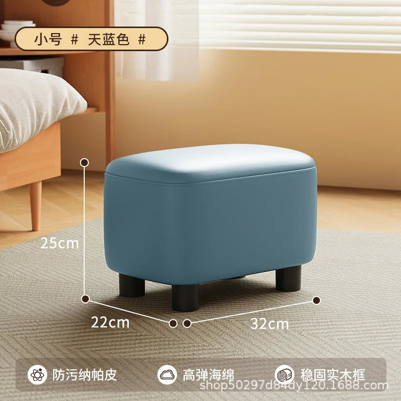 Pouf avec rangement pour salon ou chambre de dimensions 32x25x22cm.