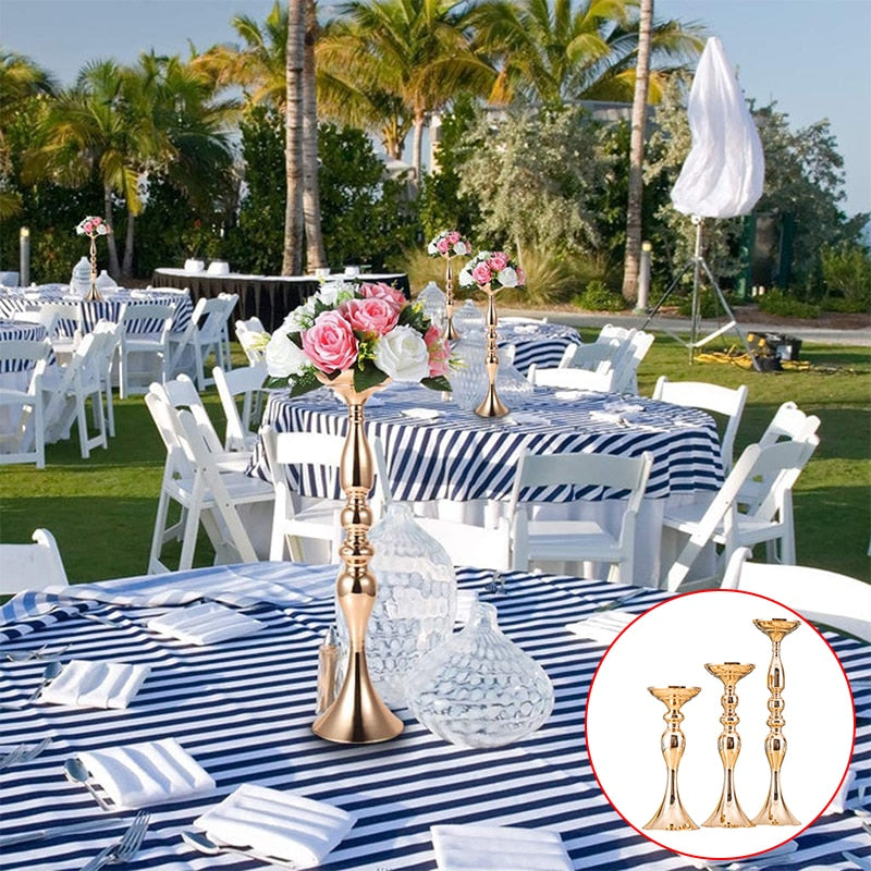 Centre de table pour réception. Centerpiece Flower Candle Holders Wedding Party Decoration.