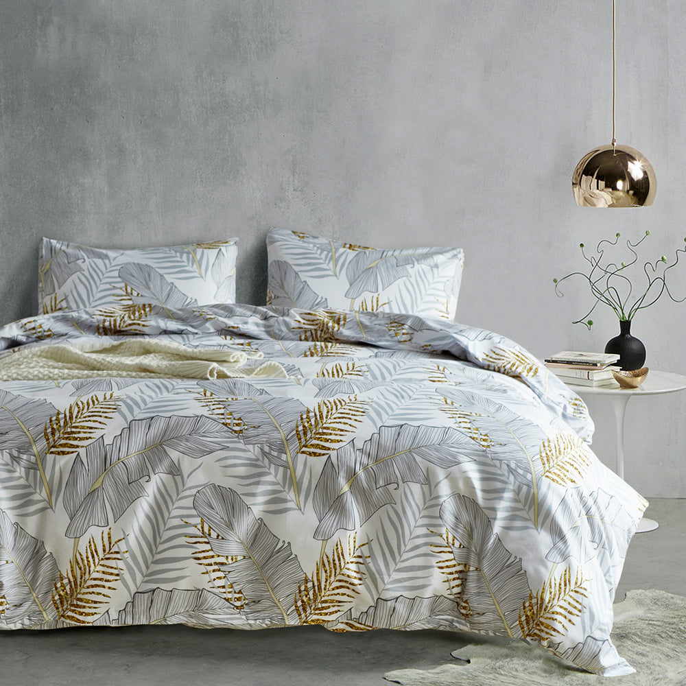 3-piece bedding set. Modern Print Bedding Set: Duvet Cover and Pillowcases.