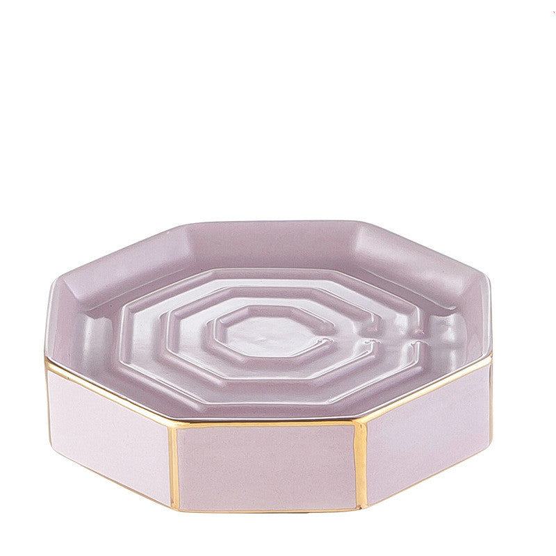 Set 4 pièces en céramique pour salle de bain.