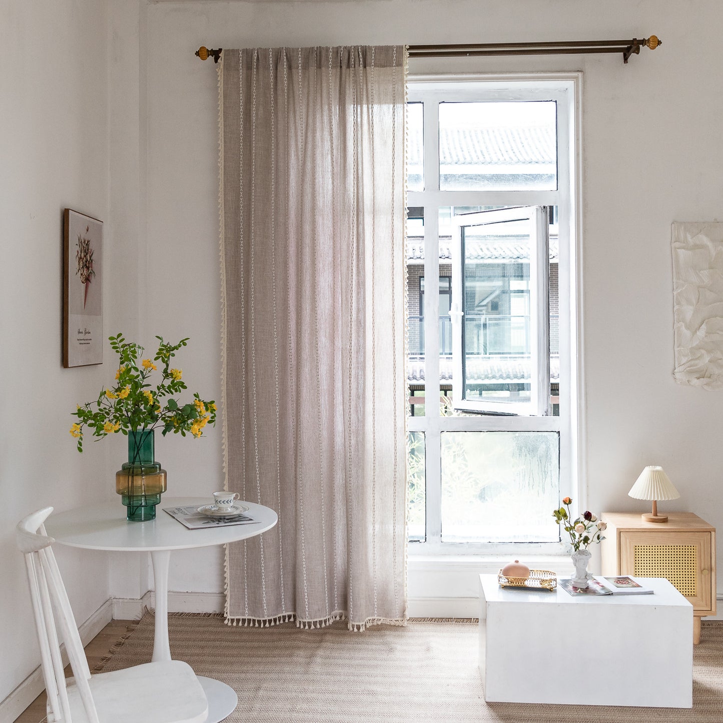 Rideau léger brodé avec ponpons,style bohémien pour chambre ou salon. Striped Window Curtains With Tassel Living Room Bedroom