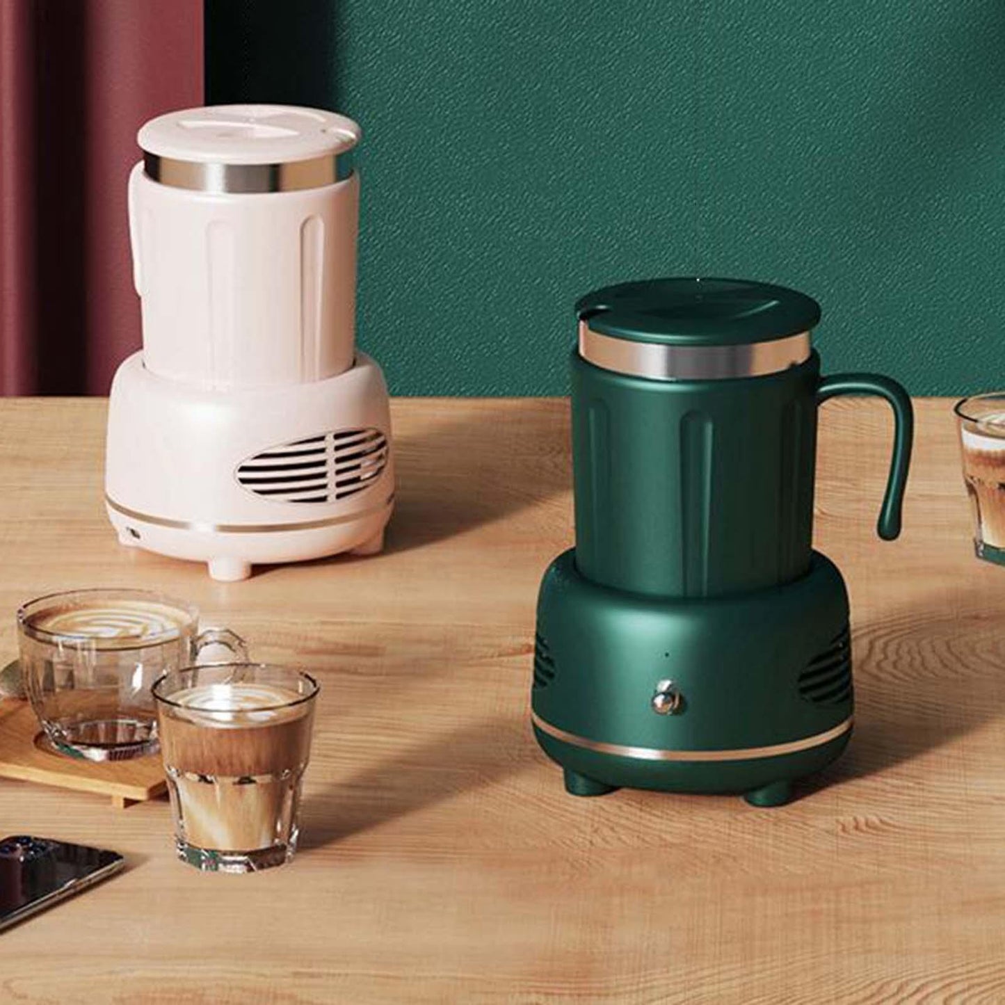 Machine hermetique portable pour café/ thé avec branchement USB. Portable Coffee Warmer Cup Cooler Desktop USB Heater.