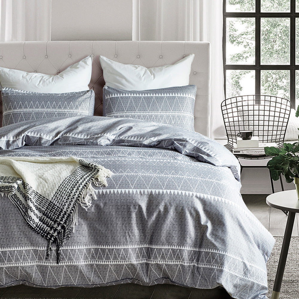3-piece bedding set. Modern Print Bedding Set: Duvet Cover and Pillowcases.