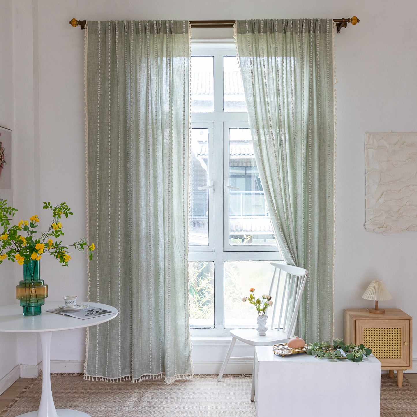 Rideau léger brodé avec ponpons,style bohémien pour chambre ou salon. Striped Window Curtains With Tassel Living Room Bedroom