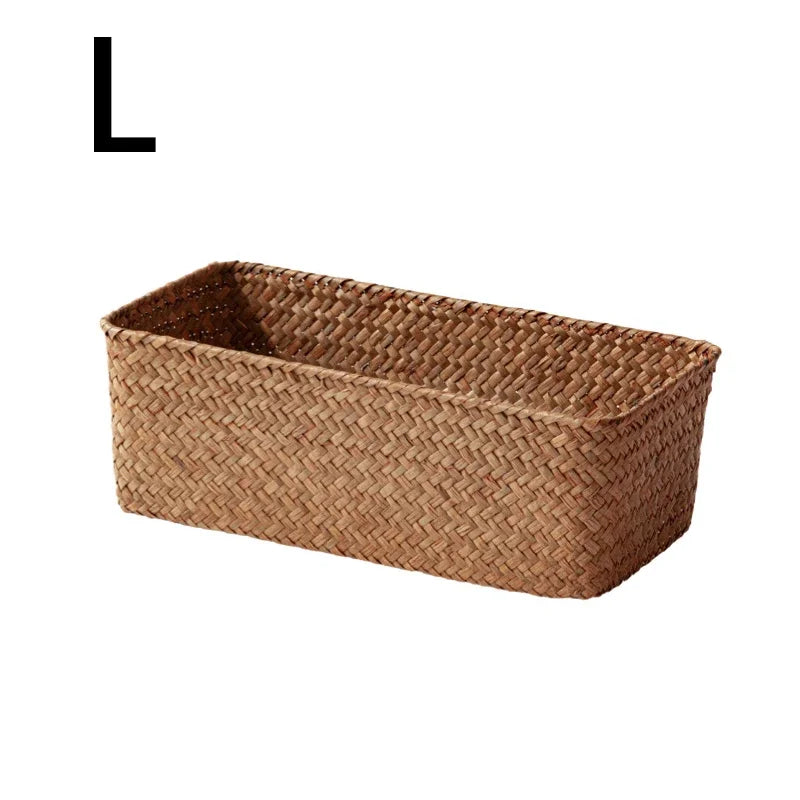 Panier de rangement en osier pour salle de bain ou cuisine.