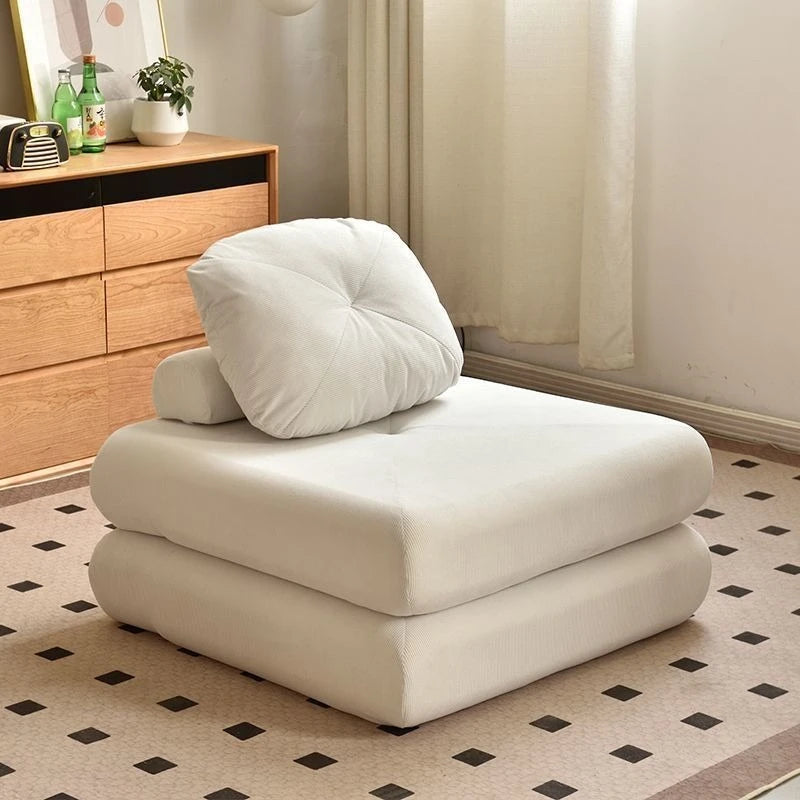 Sofa extensible pour plus de confort.