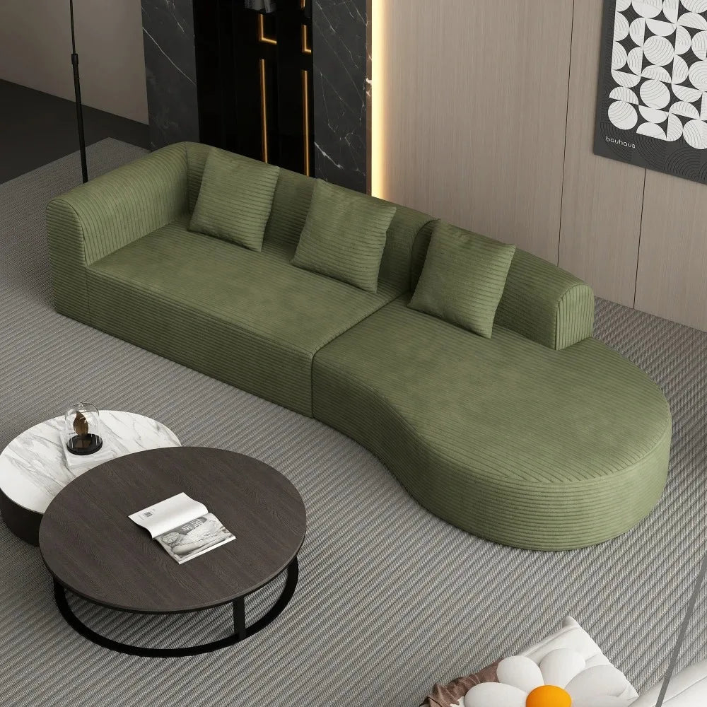 Canapé Élégant et moderne de style européen, 4 places avec ses coussins assortis.