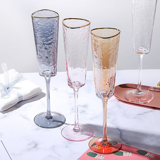 Verre à vin ou champagne en crystal. Creative Hammer Pattern With Gold Edge Pink Gray Crystal Glass.