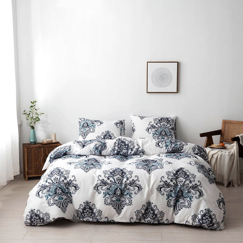 3-piece bedding set. Modern Print Bedding Set: Duvet Cover and Pillowcases.