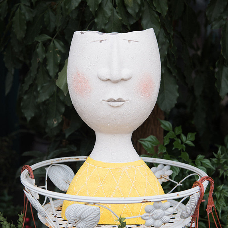 Vase en résine, visage portrait pour intérieur ou extérieur. Portrait Flower Pot Vase Sculpture Resin Human Face.